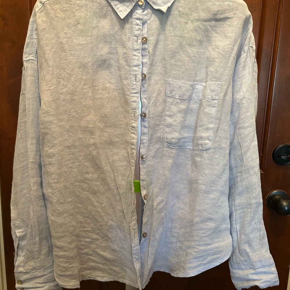 Nicole Miller Light Blue        100% Linen Shirt  Size Medium sku#88